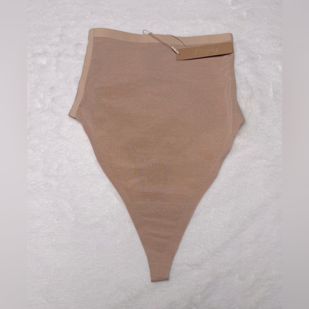 NWT SKIMS Power Mesh High Waist Thong Panty,Size-Small,Color-Clay